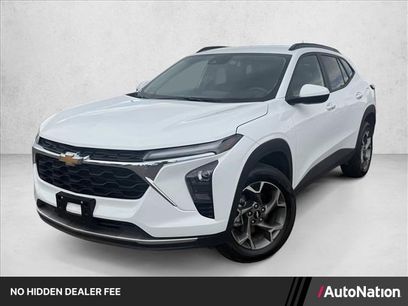 Used 2025 Chevrolet Trax LT