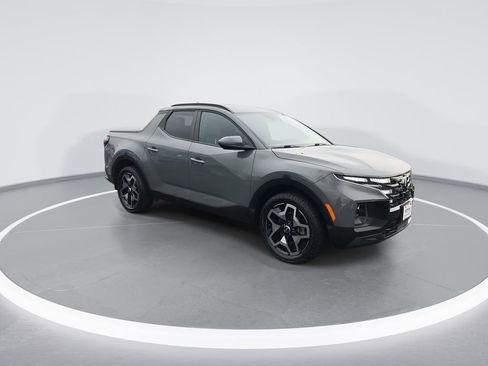 Used 2023 Hyundai Santa Cruz Limited image 2