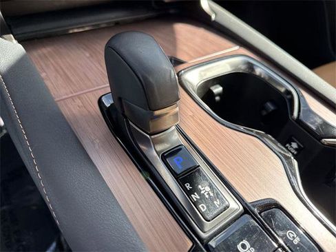Used 2023 Lexus RX 350 Premium image 20