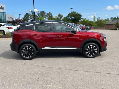 New 2025 Nissan Kicks SV w/ Illumination Package
