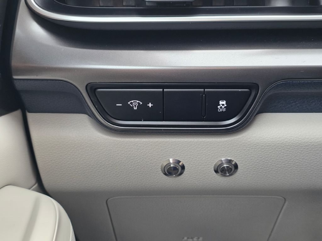 Used 2025 Kia Carnival SX Prestige FWD image 55