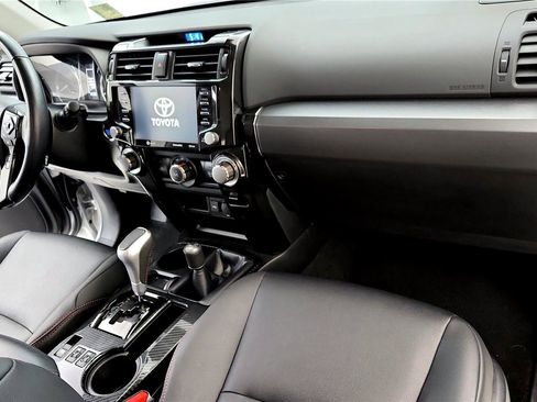 Certified 2024 Toyota 4Runner TRD Off-Road Premium image 27