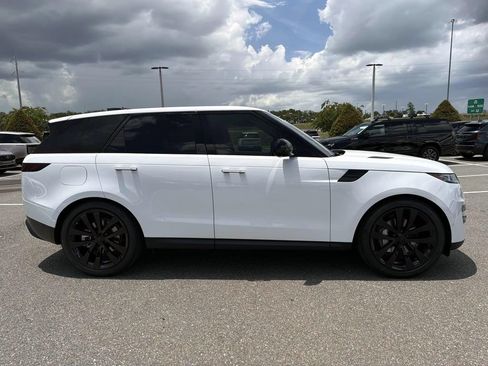 New 2026 Land Rover Range Rover Sport SE AWD/4WD image 6