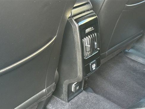 Used 2024 Jeep Compass Trailhawk image 17