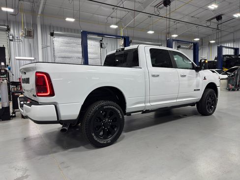 Used 2025 RAM 2500 Laramie image 13