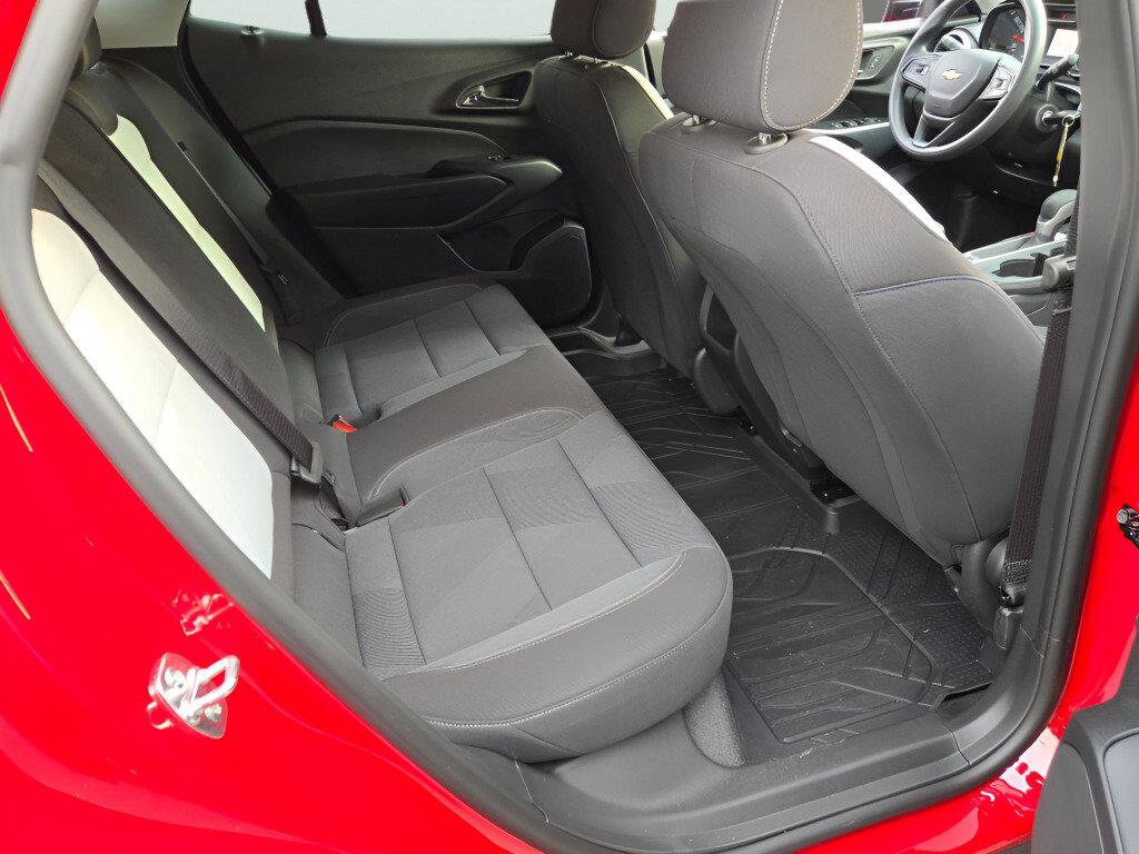 New 2026 Chevrolet Trax LS FWD image 13