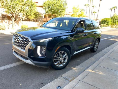 Used 2021 Hyundai Palisade SE FWD image 3