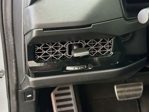 Used 2025 Honda Accord Sport image 17