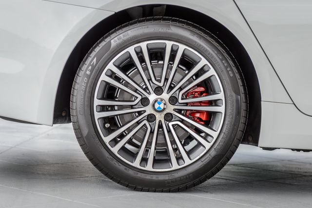 Used 2019 BMW 530i w/ Convenience Package RWD image 15