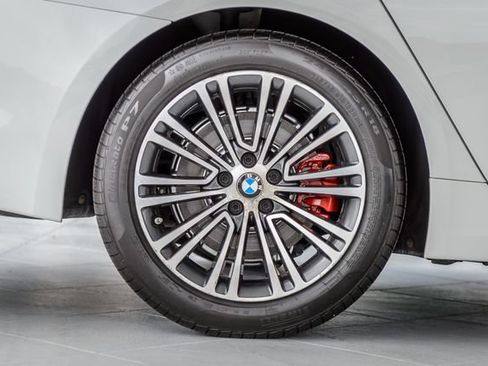 Used 2019 BMW 530i w/ Convenience Package RWD image 15