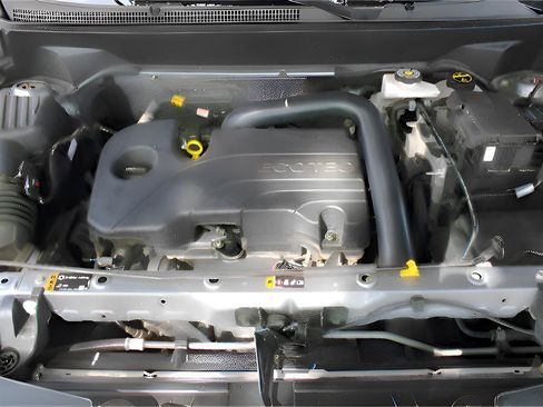 Used 2024 Chevrolet Equinox LS image 13