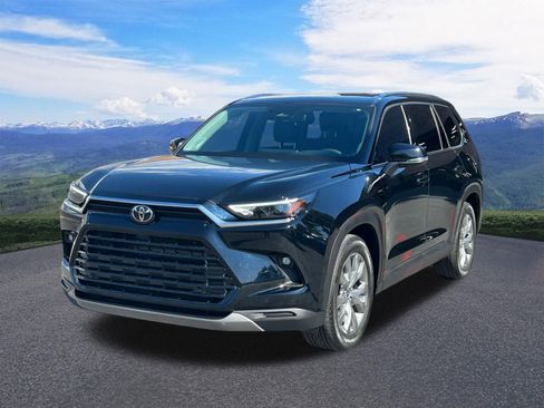 Used 2024 Toyota Grand Highlander AWD Hybrid image 1