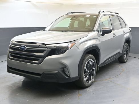 New 2026 Subaru Forester Premium AWD/4WD image 1