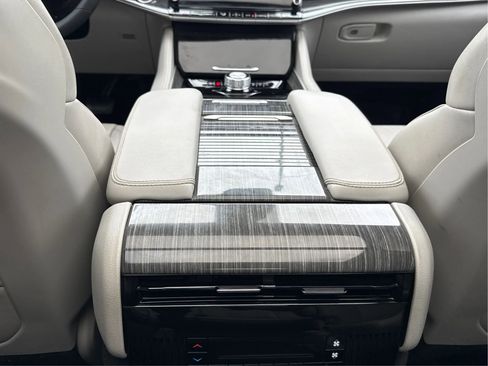 Used 2022 Jeep Wagoneer Series II w/ Convenience Group I RWD image 15