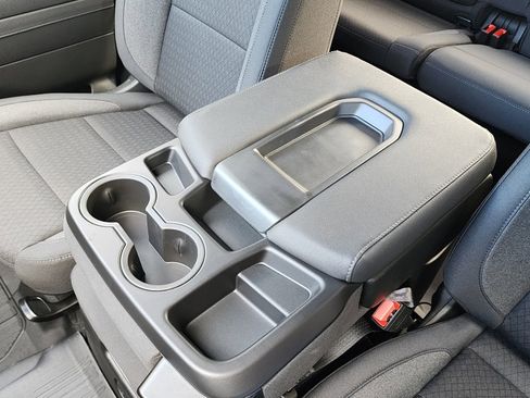 New 2026 GMC Sierra 1500 Elevation w/ LPO, Elevation Black Package image 31