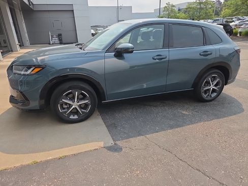 Used 2025 Honda HR-V EX-L image 4