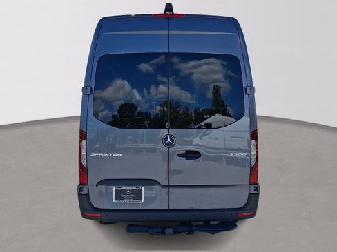 Used 2026 Mercedes-Benz Sprinter 2500 image 5