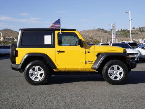 Certified 2019 Jeep Wrangler Sport AWD/4WD image 3