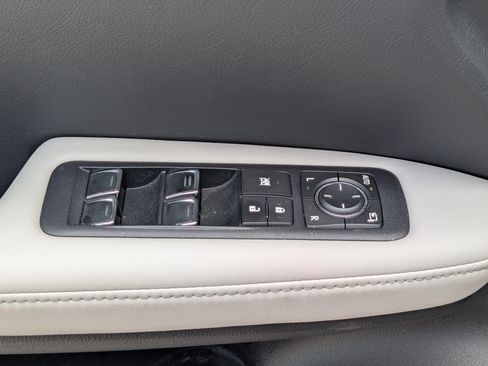 Used 2016 Lexus RX 350 AWD w/ Premium Package image 19