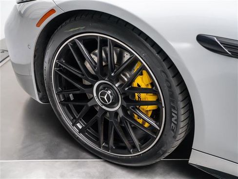 Used 2023 Mercedes-Benz SL 63 AMG 4MATIC image 23