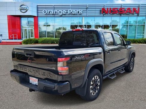 Used 2023 Nissan Frontier PRO-4X w/ Pro Convenience Package image 2