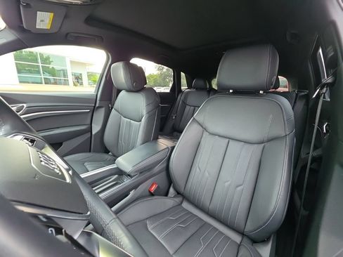 Used 2024 Audi Q8 e-tron Prestige w/ Prestige Package AWD/4WD image 13