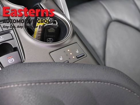 Used 2023 Toyota Camry XSE FWD image 21