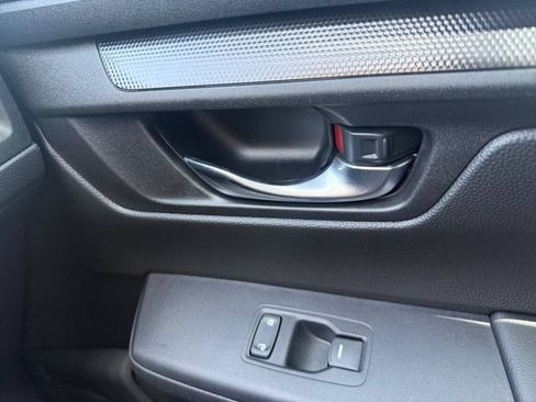 Used 2025 Honda CR-V Sport-L image 6