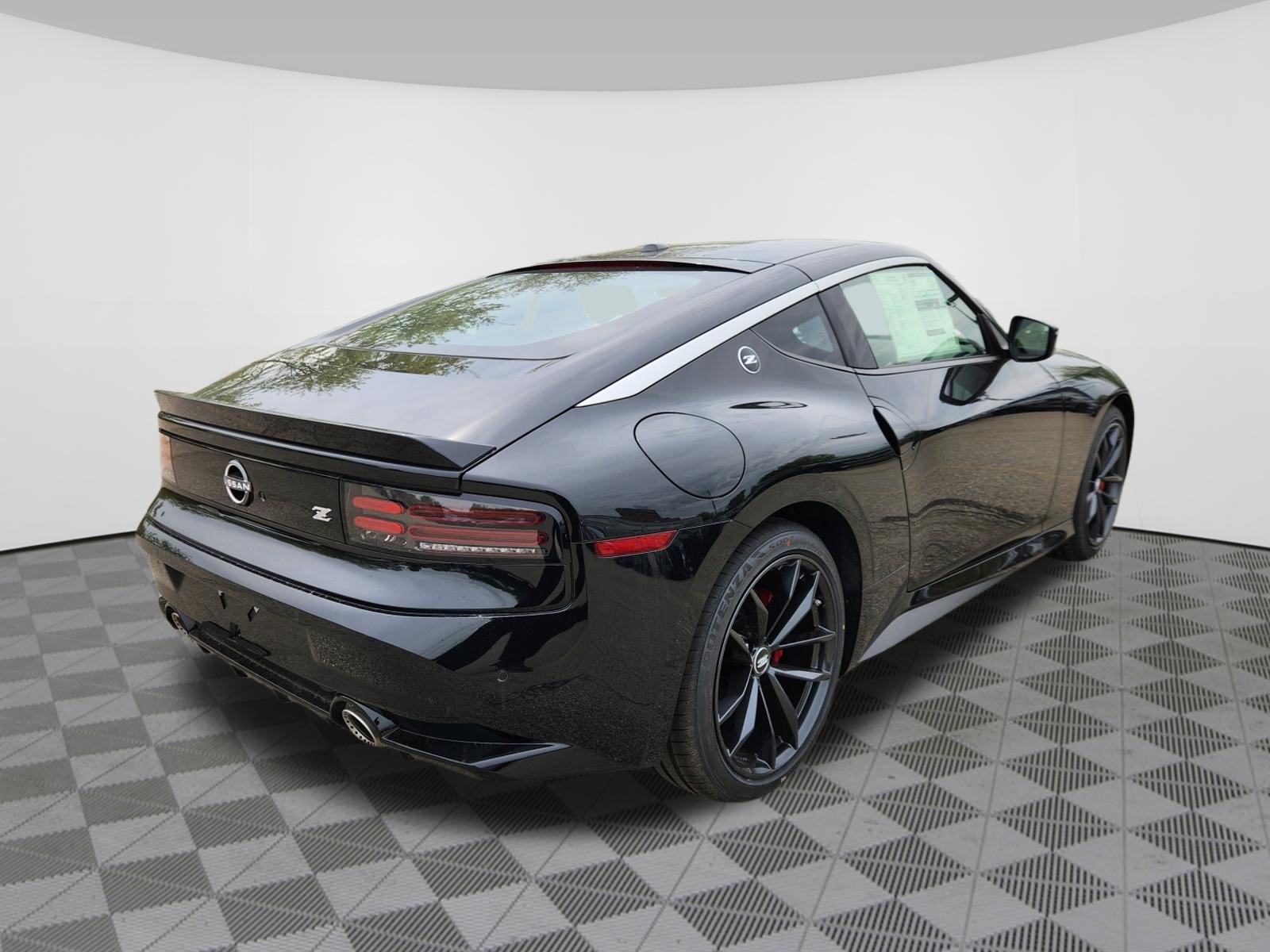 New 2026 Nissan Z Performance w/ Floor Mat Package RWD image 4