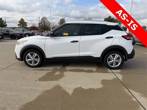 Used 2019 Nissan Kicks S w/ Exterior Electronics Package image 6