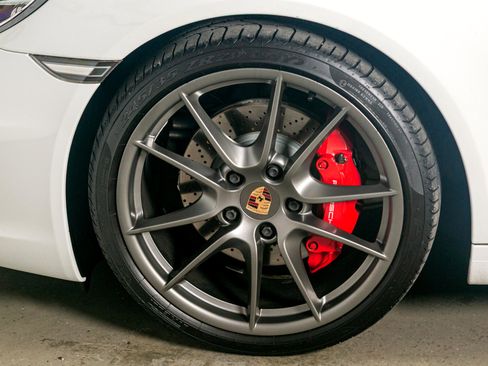 Used 2013 Porsche 911 Carrera S image 18