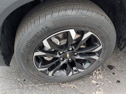 Used 2023 Chevrolet TrailBlazer LT w/ Convenience Package AWD/4WD image 18