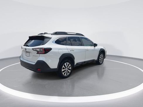 Used 2023 Subaru Outback Premium AWD/4WD image 8