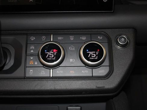 Certified 2024 Land Rover Defender 130 V8 image 32