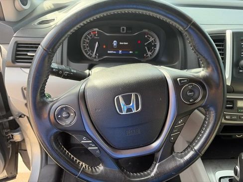 Used 2017 Honda Ridgeline RTL image 14