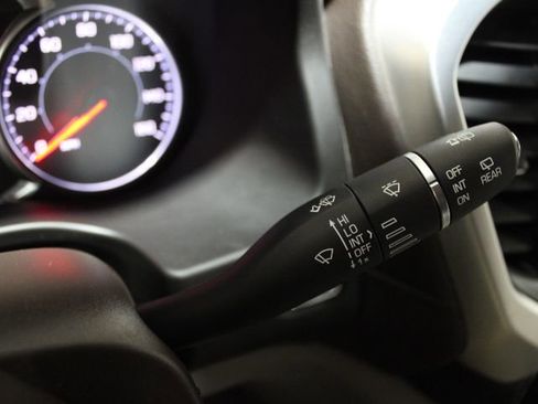 Used 2017 GMC Acadia SLT image 39