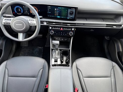 Certified 2026 Hyundai Santa Cruz SEL FWD image 16