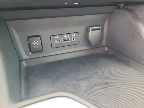 Used 2025 Nissan Sentra SV w/ All-Weather Package image 30