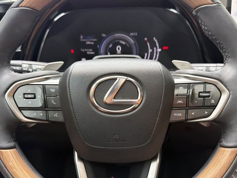 Used 2023 Lexus RX 350 w/ Cold Area Package AWD/4WD image 25