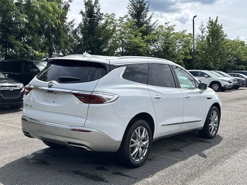 Used 2022 Buick Enclave Premium w/ Experience Buick Package AWD/4WD image 5