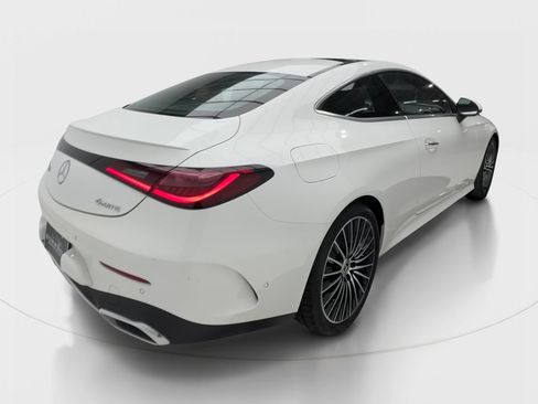 Used 2025 Mercedes-Benz CLE 300 4MATIC Coupe w/ AMG Line image 7