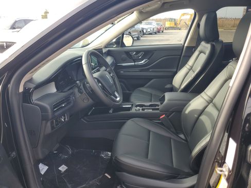 New 2026 Lincoln Corsair Premiere image 12