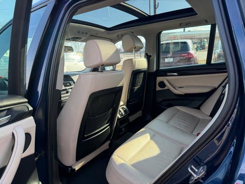 Used 2011 BMW X3 xDrive28i image 12