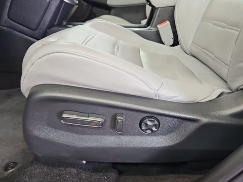 Used 2019 Honda CR-V EX-L image 24