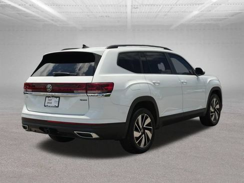 Used 2024 Volkswagen Atlas SE AWD/4WD image 9