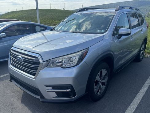Used 2019 Subaru Ascent Premium AWD/4WD image 3