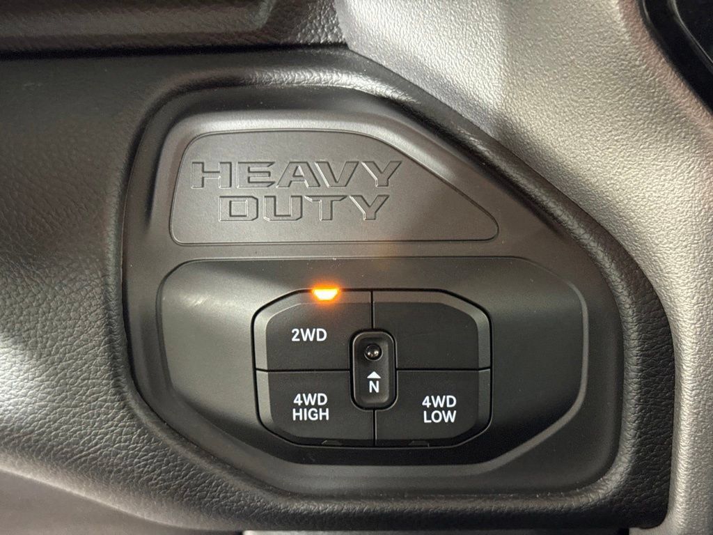 Certified 2026 RAM 2500 Big Horn AWD/4WD image 19