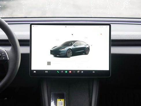 Used 2025 Tesla Model 3 Long Range image 17