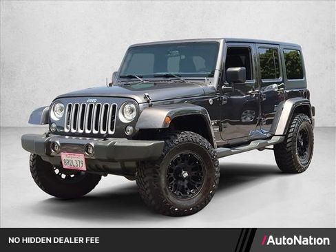 Used 2018 Jeep Wrangler Unlimited Sahara w/ Connectivity Group AWD/4WD image 1
