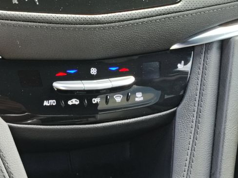 New 2025 Cadillac XT6 Luxury w/ LPO, Premium Carpet Package image 20